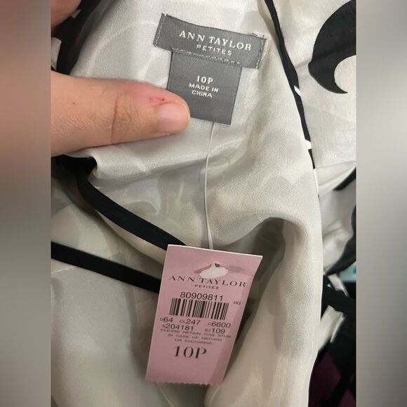 Ann Taylor Petite Black and White A-Line Spaghetti Strap Floral Dress Size 10 - Picture 5 of 5